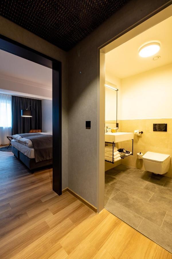 Mk Hotel פסאו מראה חיצוני תמונה